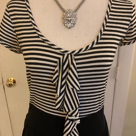 Striped top dress with flutter detail - Picture 2 of 5